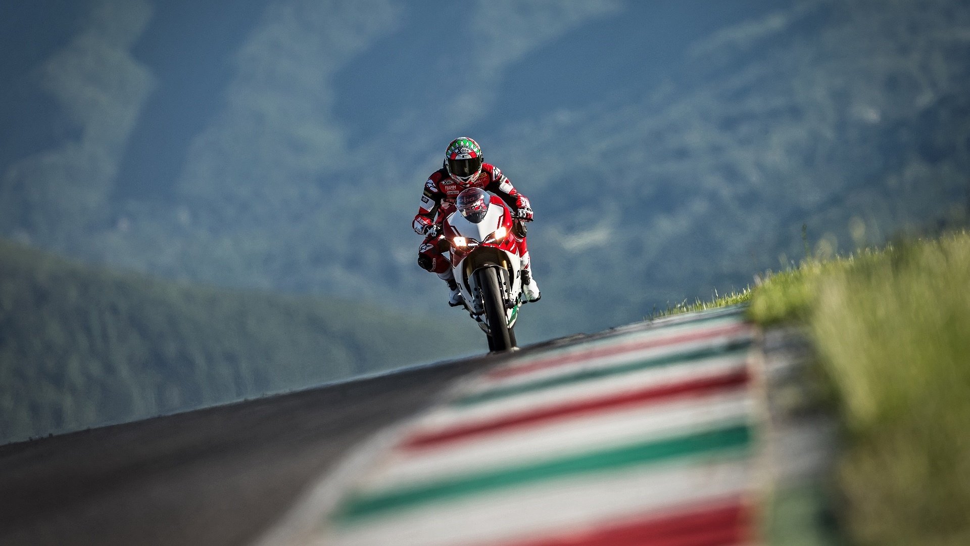kaiyun中国-新星闪耀，老将擎天，曼城传射建功背后的足坛传承，新星闪耀，老将擎天——曼城传射建功背后的足坛传承